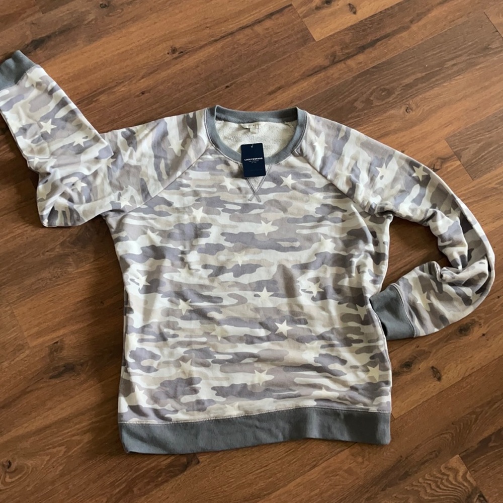 🆕 Lucky Brand Camo and Stars Grey Sweatshirt